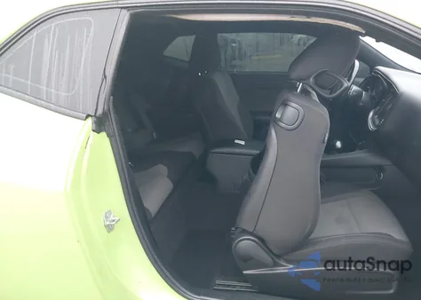 2015 Dodge Challenger R/T from USA, damaged, VIN 2C3CDZAT7FH873686